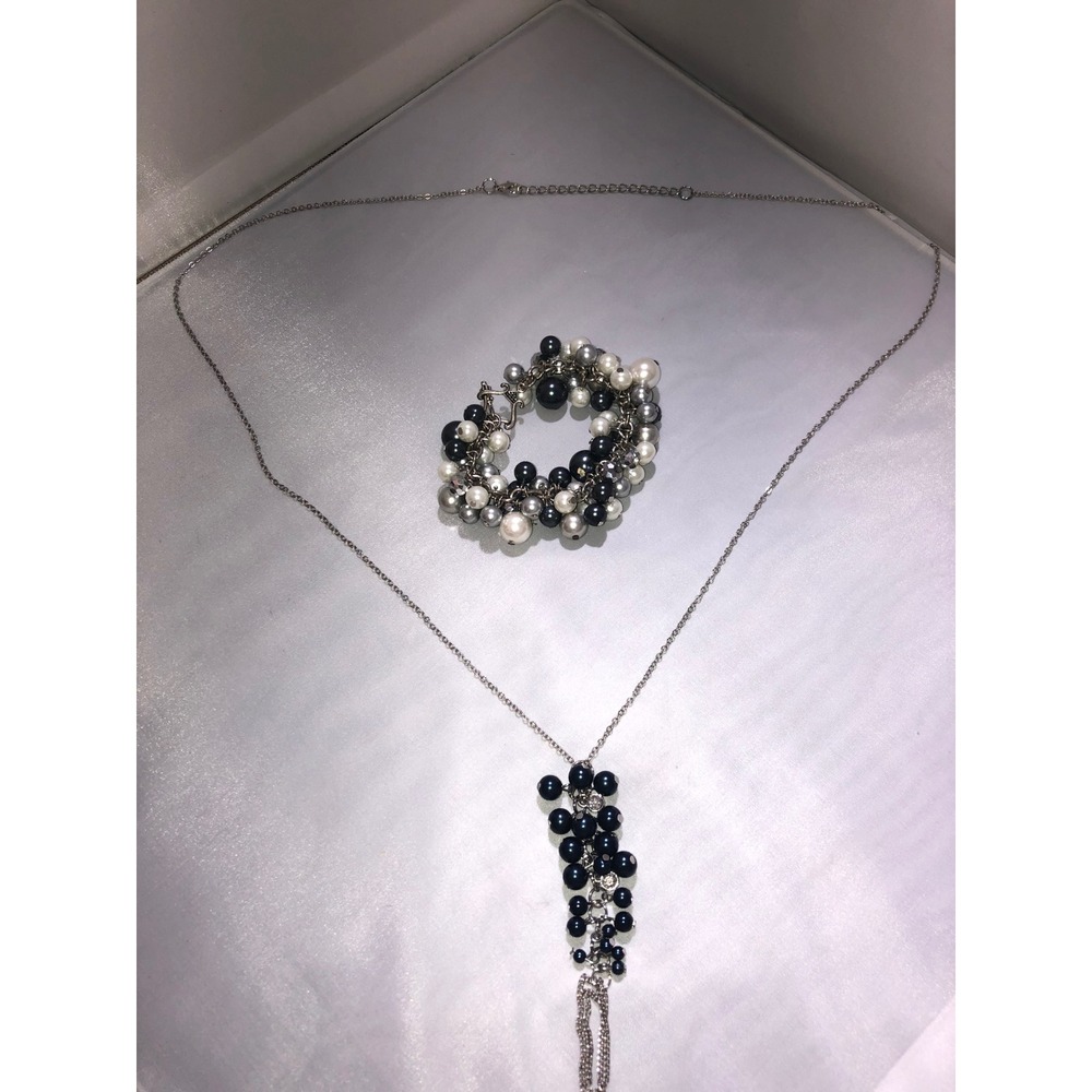 Faux Pearl Cluster Jewelry Set Necklace and Toggle Bracelet Monochrome